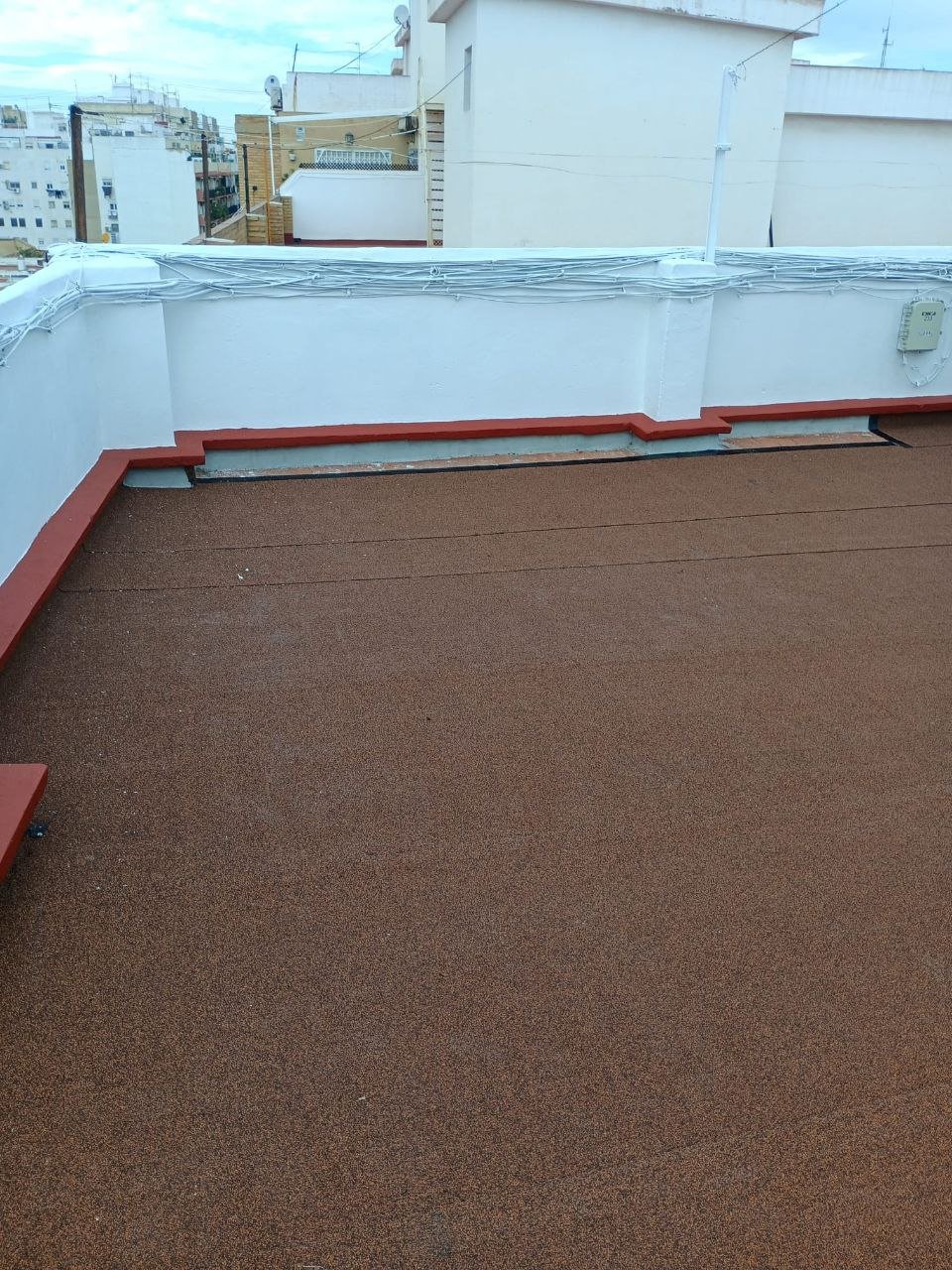 Reformas en Valencia hechas a medida. Renovamos tu hogar o negocio con soluciones personalizadas, cuidando cada detalle para crear espacios funcionales y llenos de estilo.